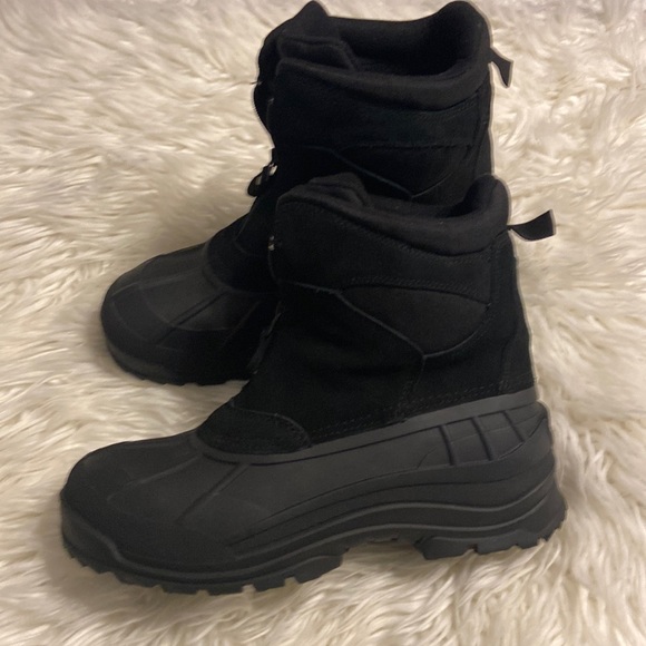 Kamik Other - KAMIK Thinsulate Insulation Man Boots size 12 BNWOT
